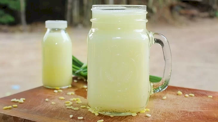 Cách nấu sữa hạt sen đậu xanh tại nhà