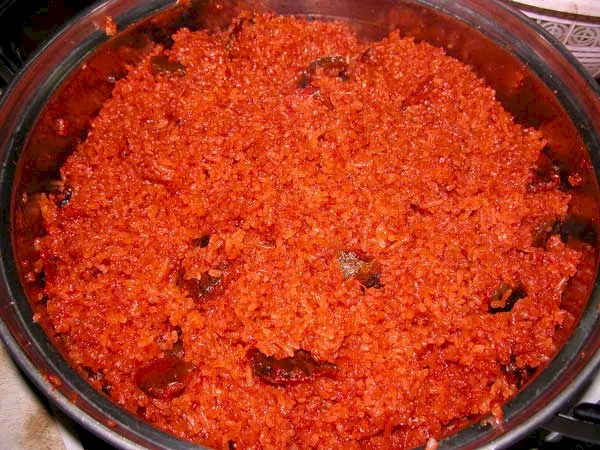 Nấu x&ocirc;i gấc