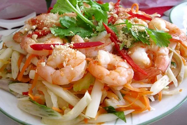 Hướng dẫn làm gỏi gà giòn dai đậm đà