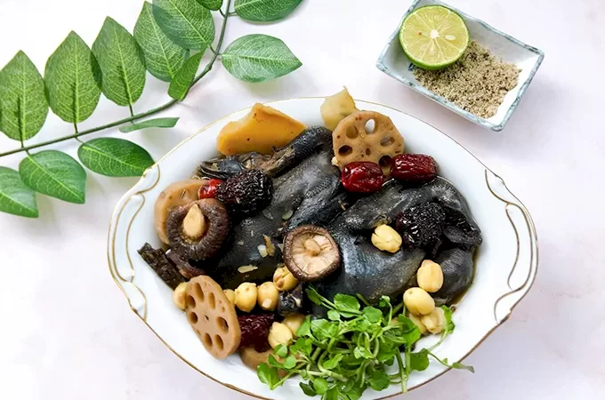 Hướng dẫn làm món gà tiềm thuốc bắc