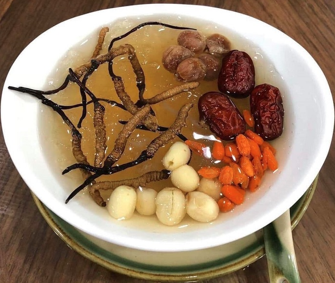 Đông trùng hạ thảo mua ở đâu?